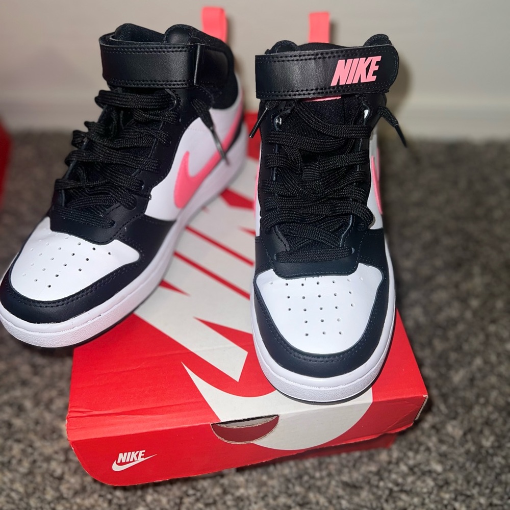 Nike  Court Borough Mid 2